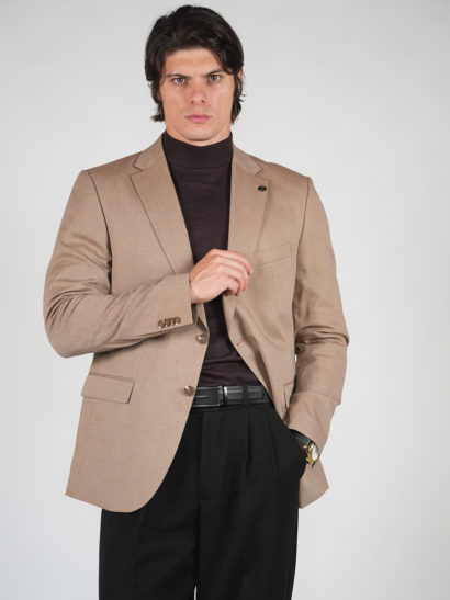 <p>Casual пиджак песочного цвета</p>
